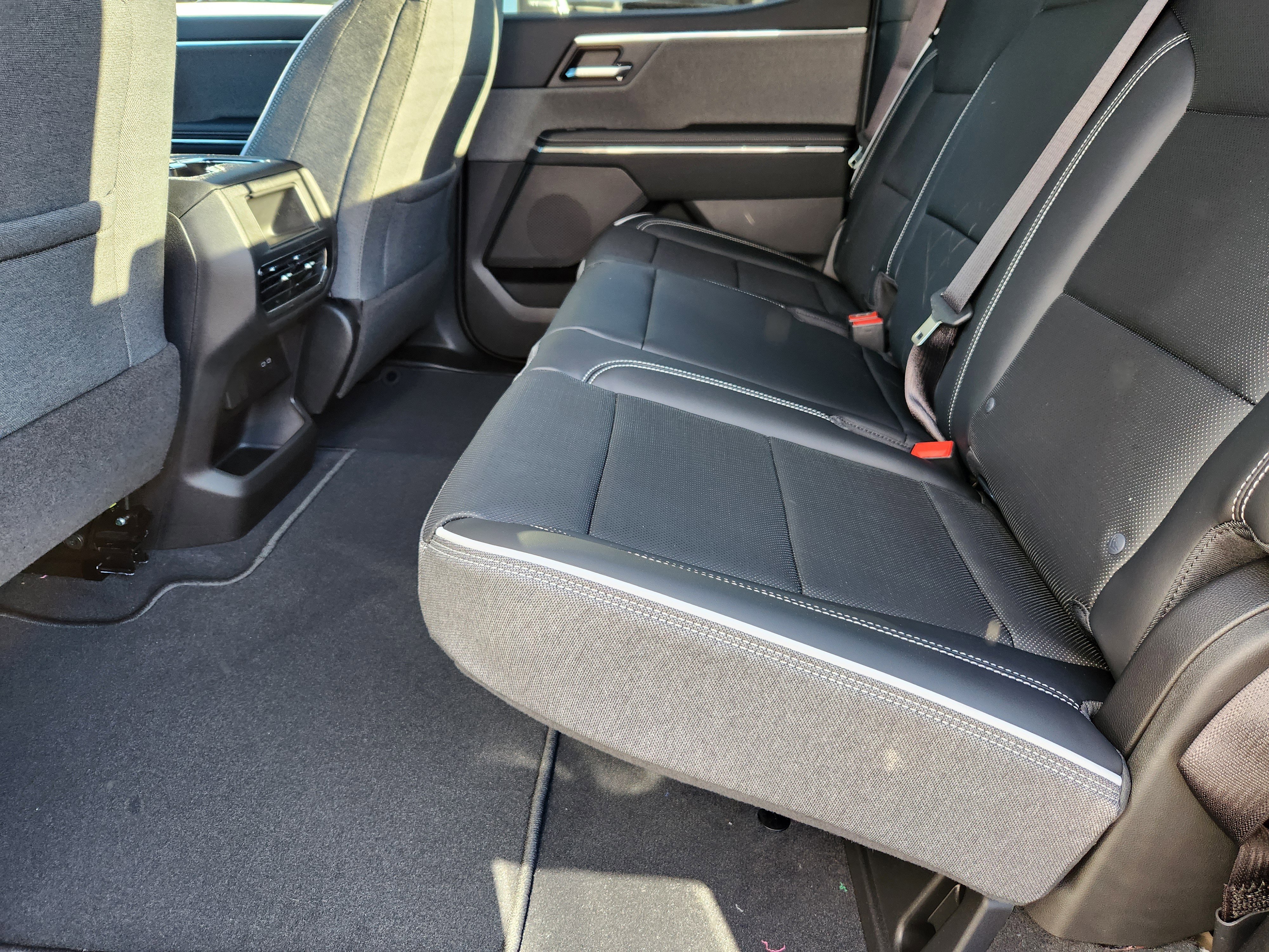 New 2026 GMC Sierra EV Elevation image 11