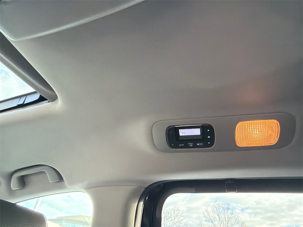 Used 2019 Honda Odyssey Elite image 22