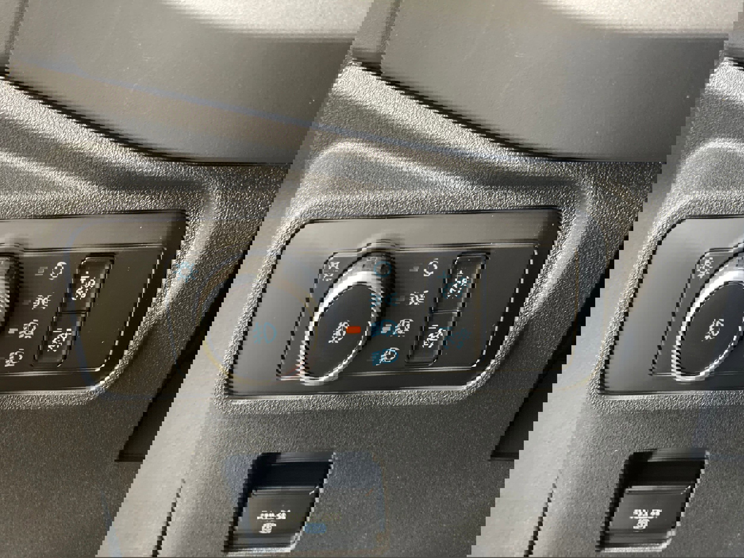 New 2025 Ford Bronco Big Bend w/ Black Diamond Package image 11