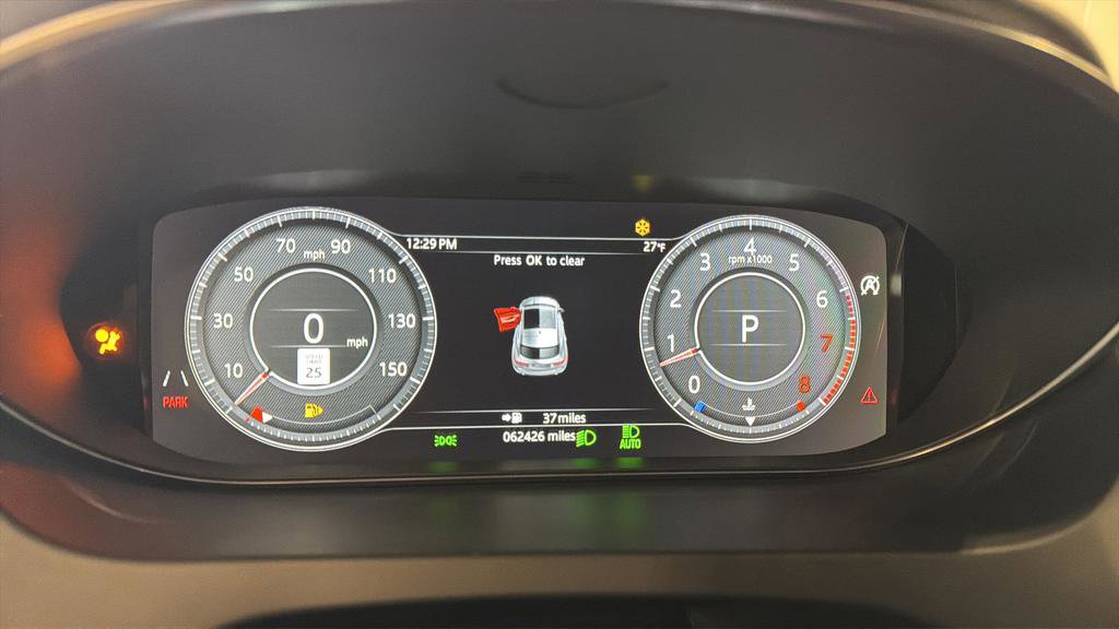 Used 2019 Jaguar E-PACE R-Dynamic HSE image 21