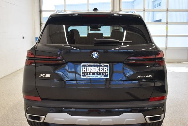 New 2026 BMW X5 xDrive40i w/ Premium Package AWD/4WD image 11