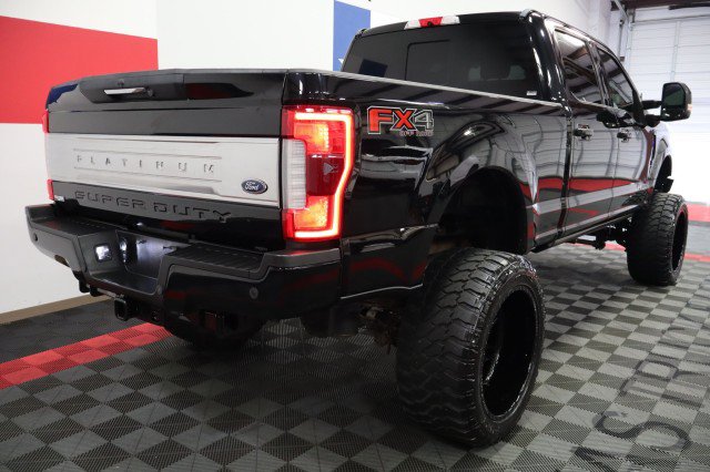 Used 2017 Ford F350 Platinum w/ Platinum Ultimate Package AWD/4WD image 30