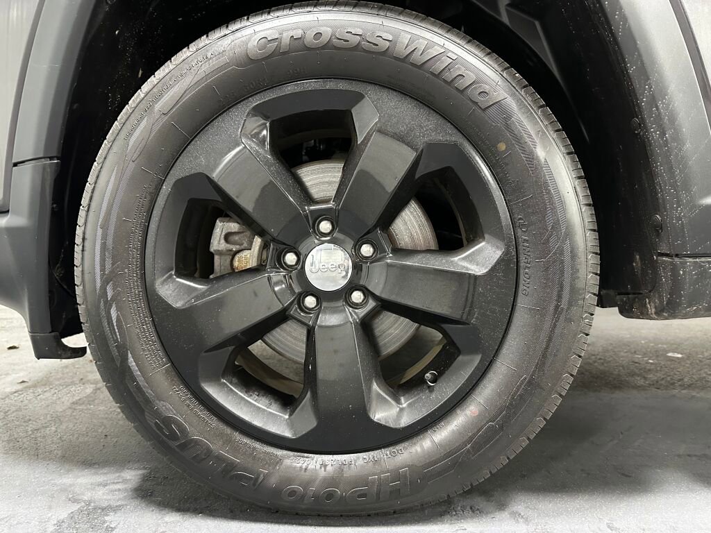 Used 2021 Jeep Compass Latitude w/ Convenience Group AWD/4WD image 5