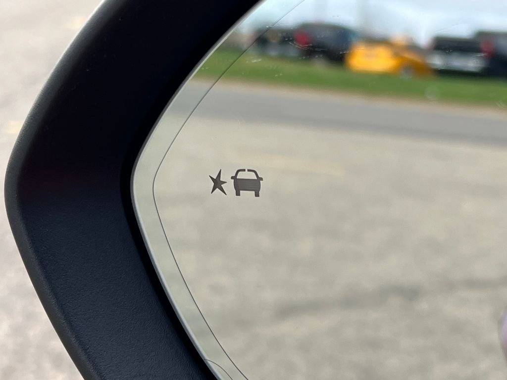 Certified 2023 Buick Envision Preferred w/ Sport Touring Package image 34