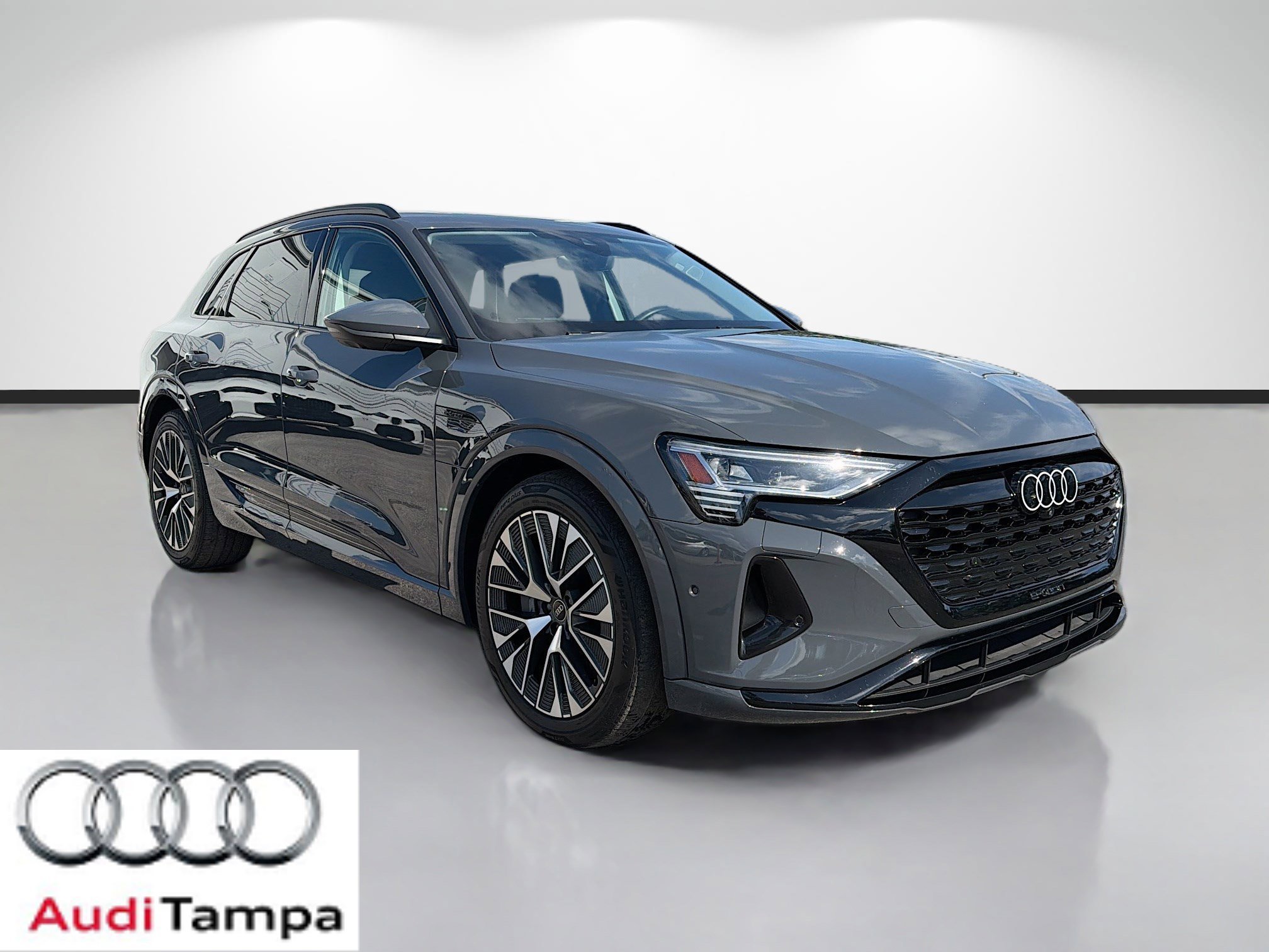Used 2024 Audi Q8 e-tron Prestige w/ Prestige Package AWD/4WD image 1