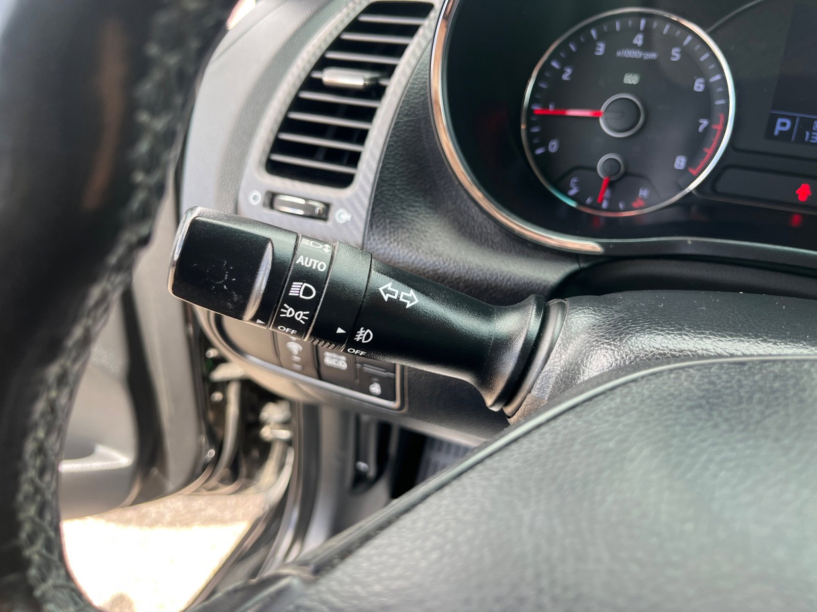 Used 2014 Kia Forte Koup EX w/ EX Premium Package image 12