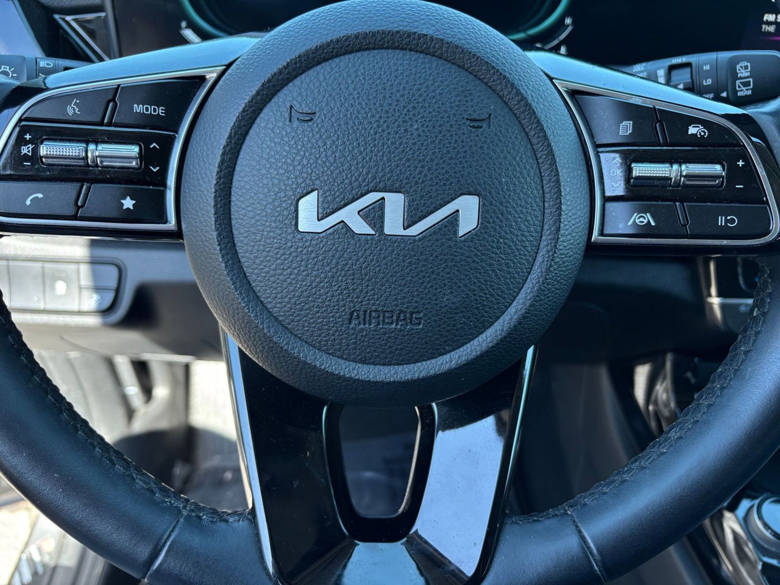 Used 2025 Kia Seltos S FWD image 34