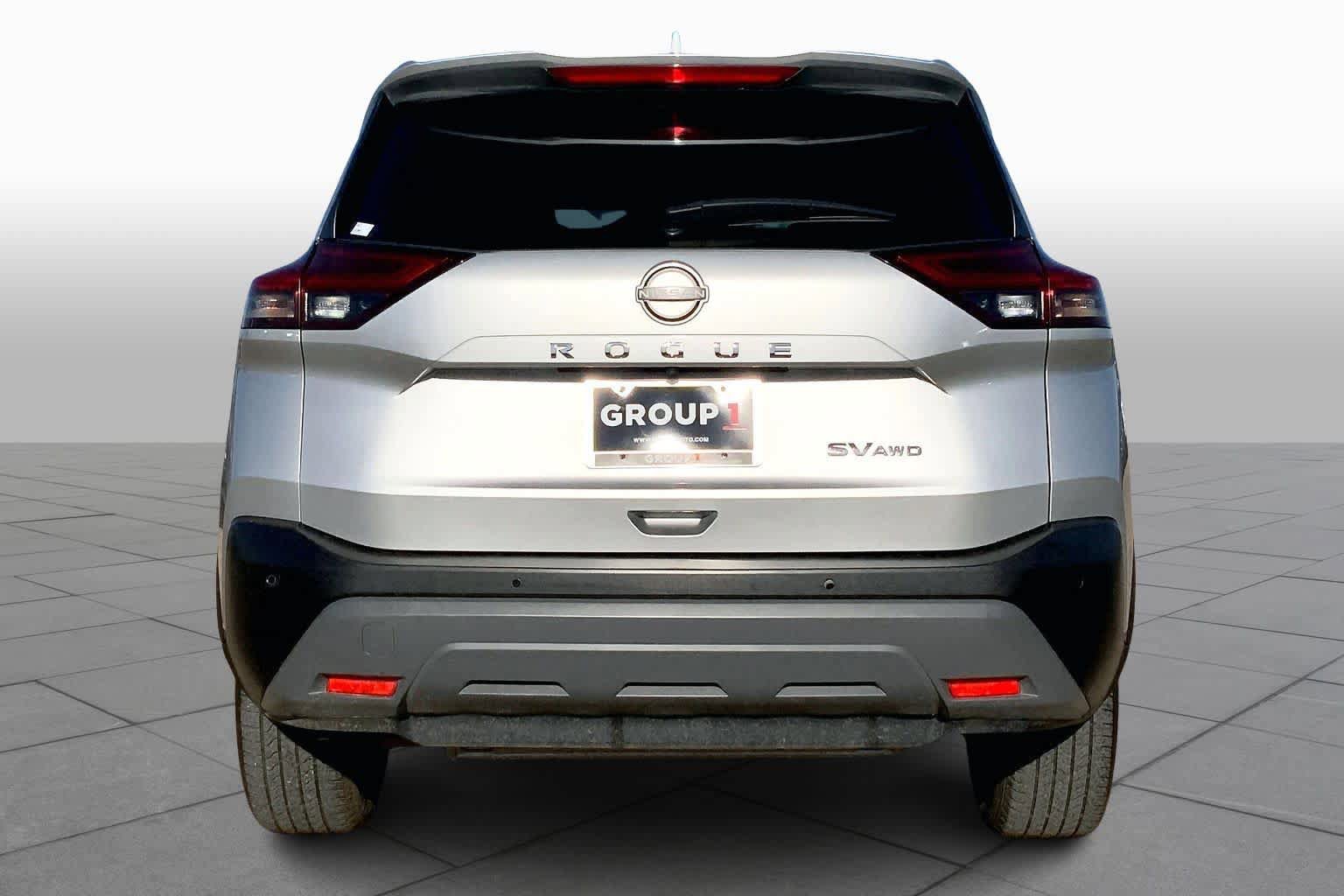 Used 2023 Nissan Rogue SV AWD/4WD image 5