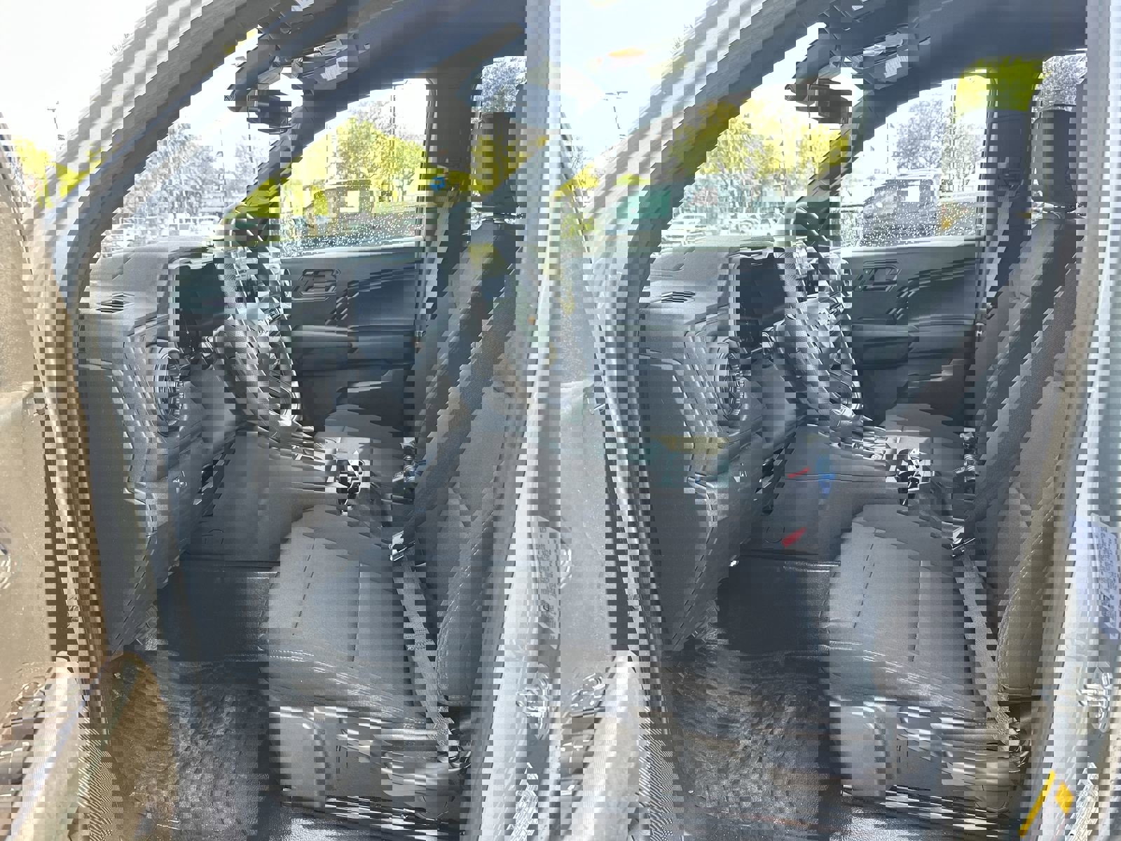 Used 2023 Chevrolet Colorado W/T image 16