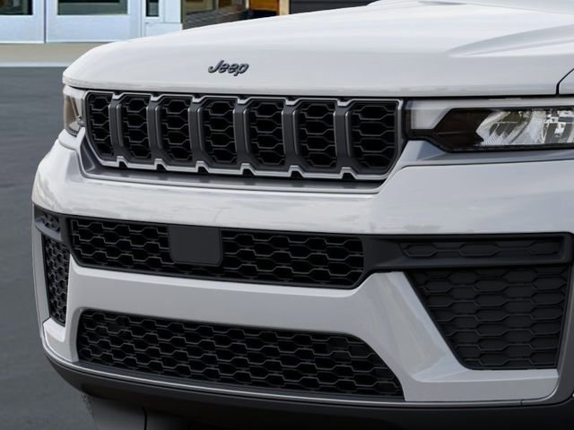 New 2026 Jeep Grand Cherokee Altitude AWD/4WD image 11