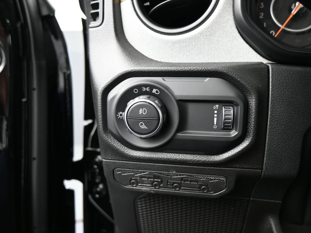New 2026 Jeep Gladiator Sport AWD/4WD image 24