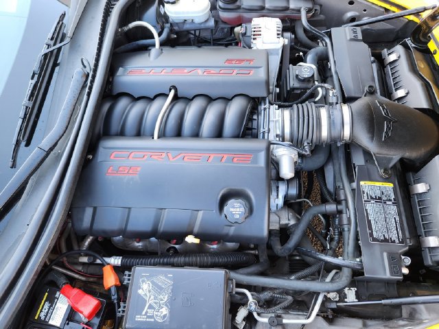Used 2007 Chevrolet Corvette Coupe w/ Preferred Equipment Group RWD image 38