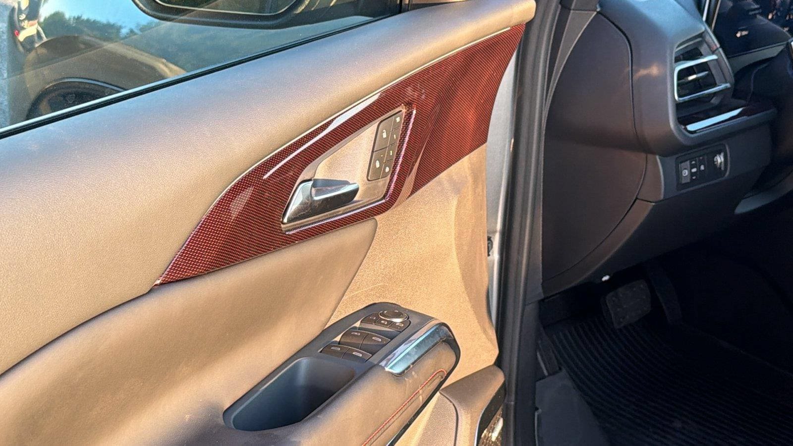 New 2027 Chevrolet Traverse RS w/ LPO, Floor Liner Package FWD image 14