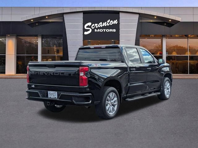 Used 2023 Chevrolet Silverado 1500 Custom w/ LPO, Dark Essentials Package image 5
