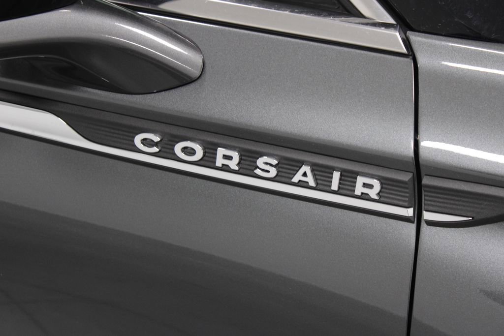 Used 2022 Lincoln Corsair Reserve w/ Elements Package image 12