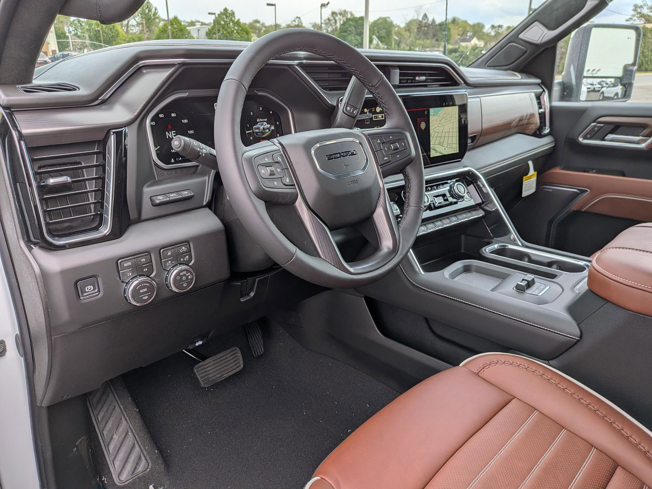 New 2026 GMC Sierra 3500 Denali Ultimate AWD/4WD image 9