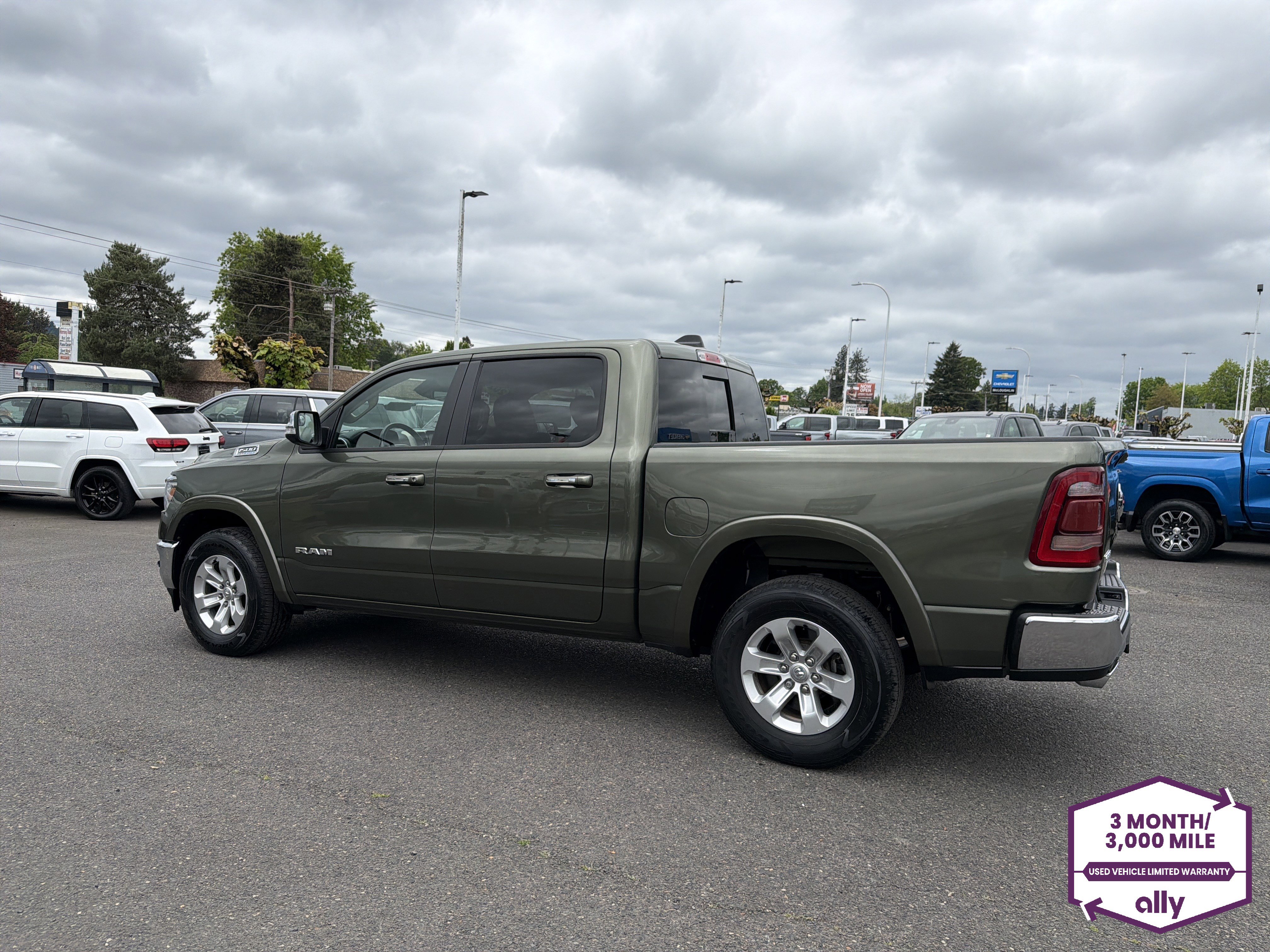 Used 2021 RAM 1500 Laramie AWD/4WD image 3
