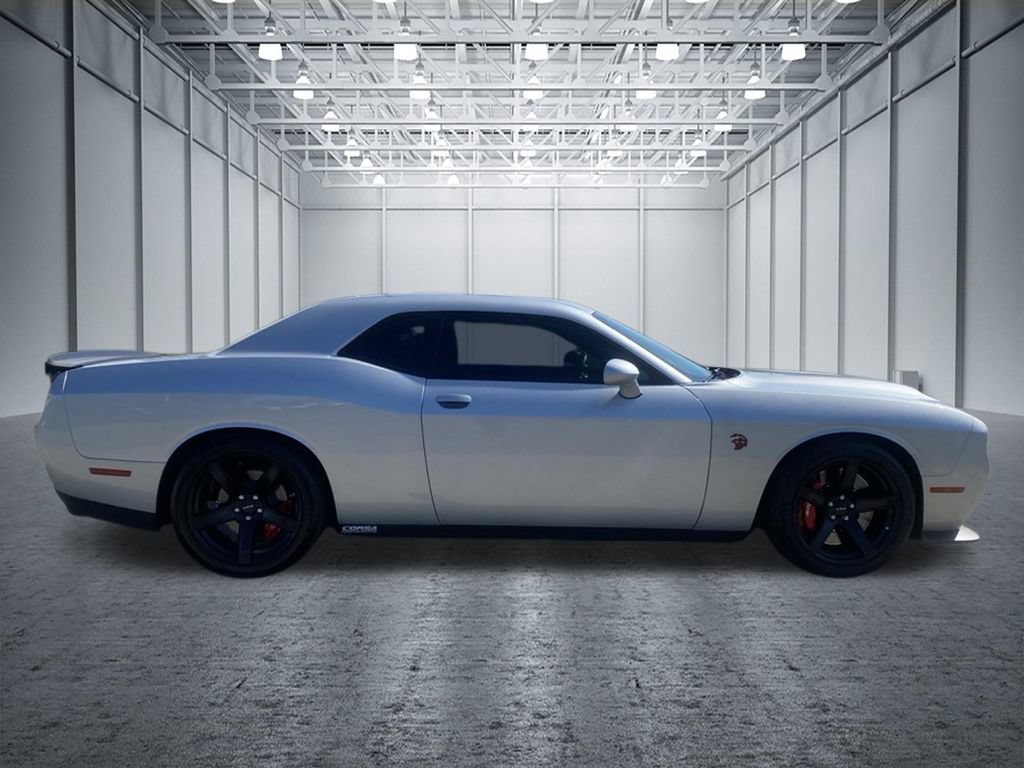 Used 2023 Dodge Challenger SRT Hellcat w/ Driver Convenience Group RWD image 4