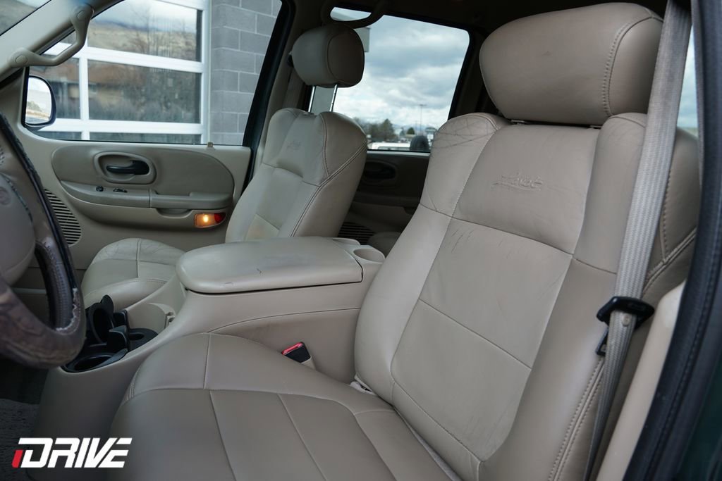 Used 2001 Ford F150 Lariat image 19