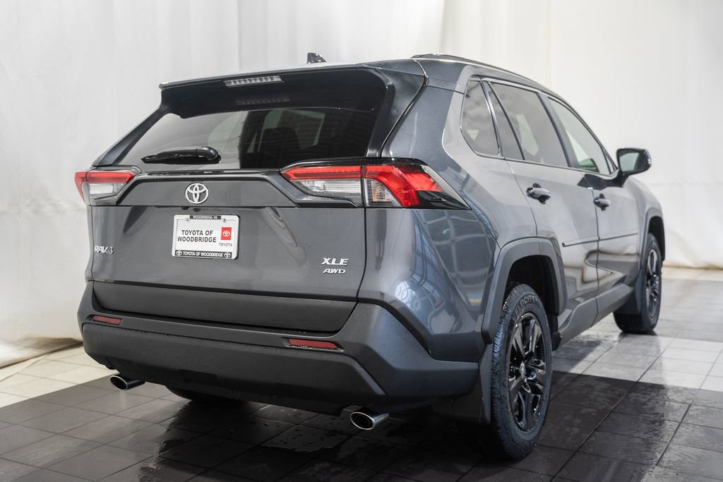Used 2024 Toyota RAV4 XLE w/ Convenience Package AWD/4WD image 4