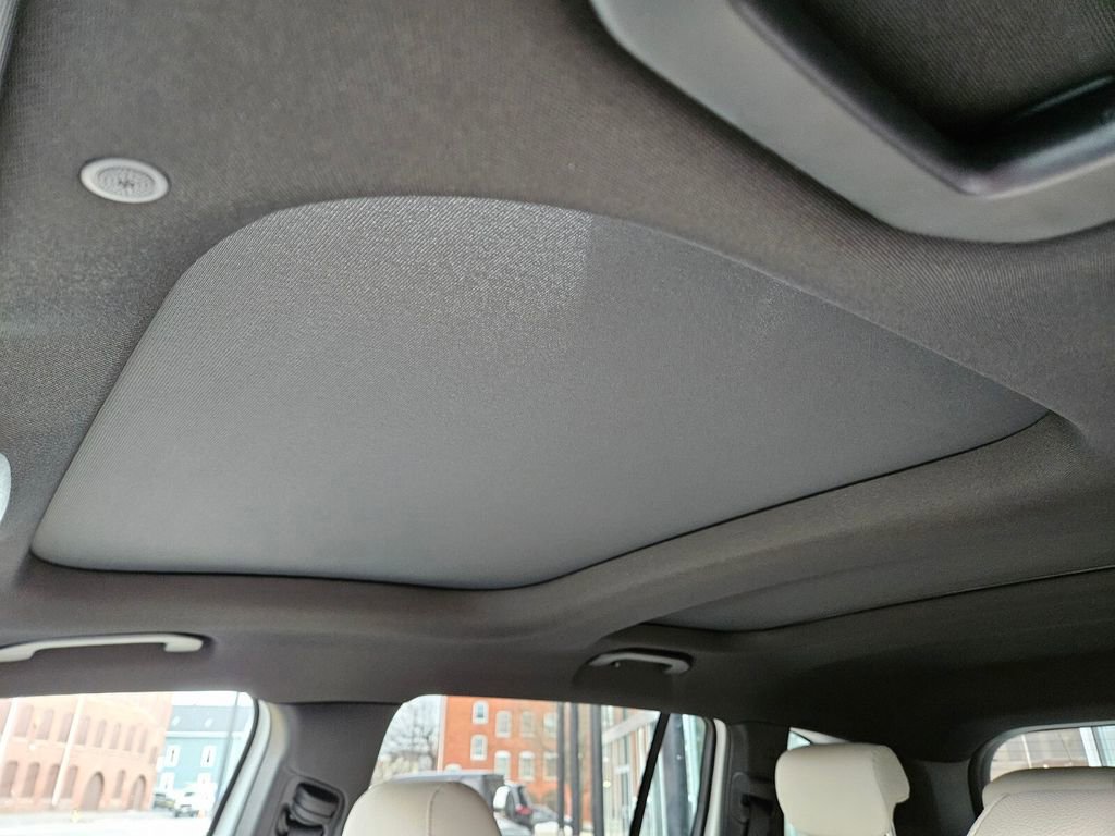 New 2026 Mercedes-Benz GLB 250 4MATIC image 19