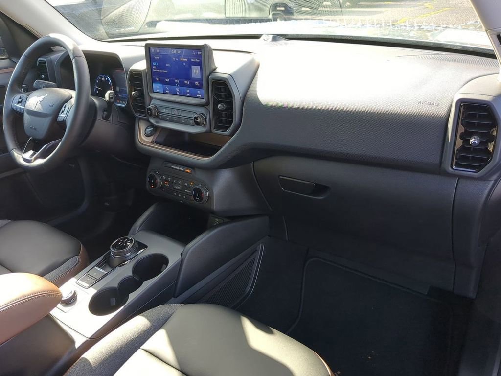 Used 2024 Ford Bronco Sport Outer Banks w/ Tech Package image 30