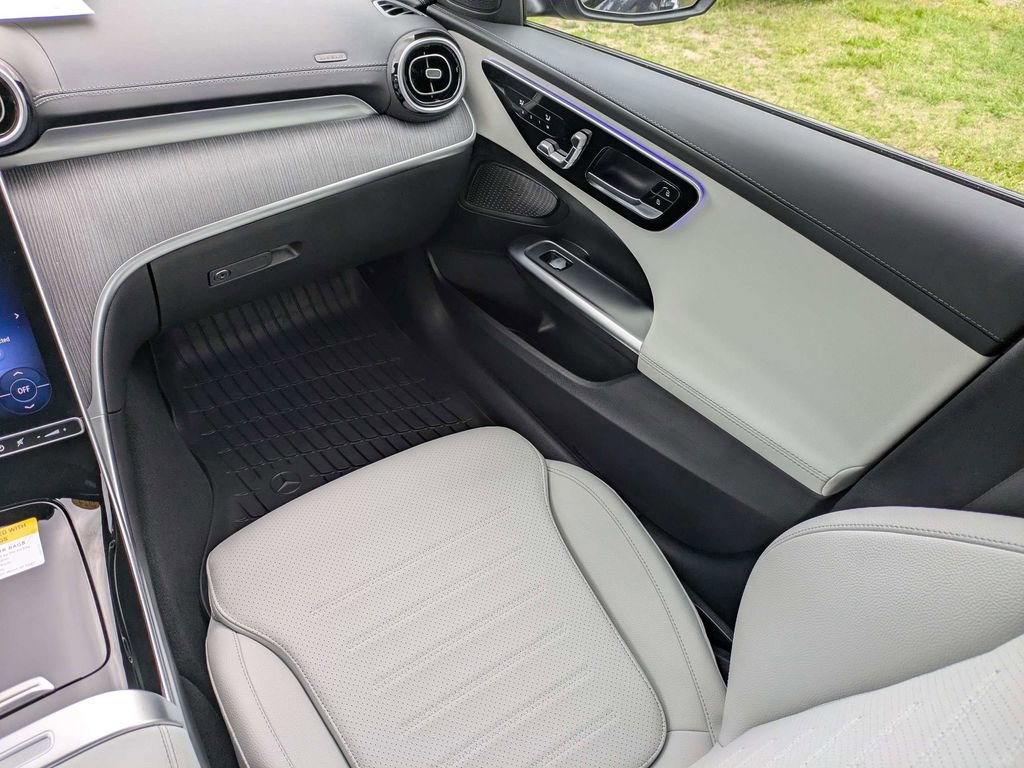 Used 2024 Mercedes-Benz C 300 Sedan image 16
