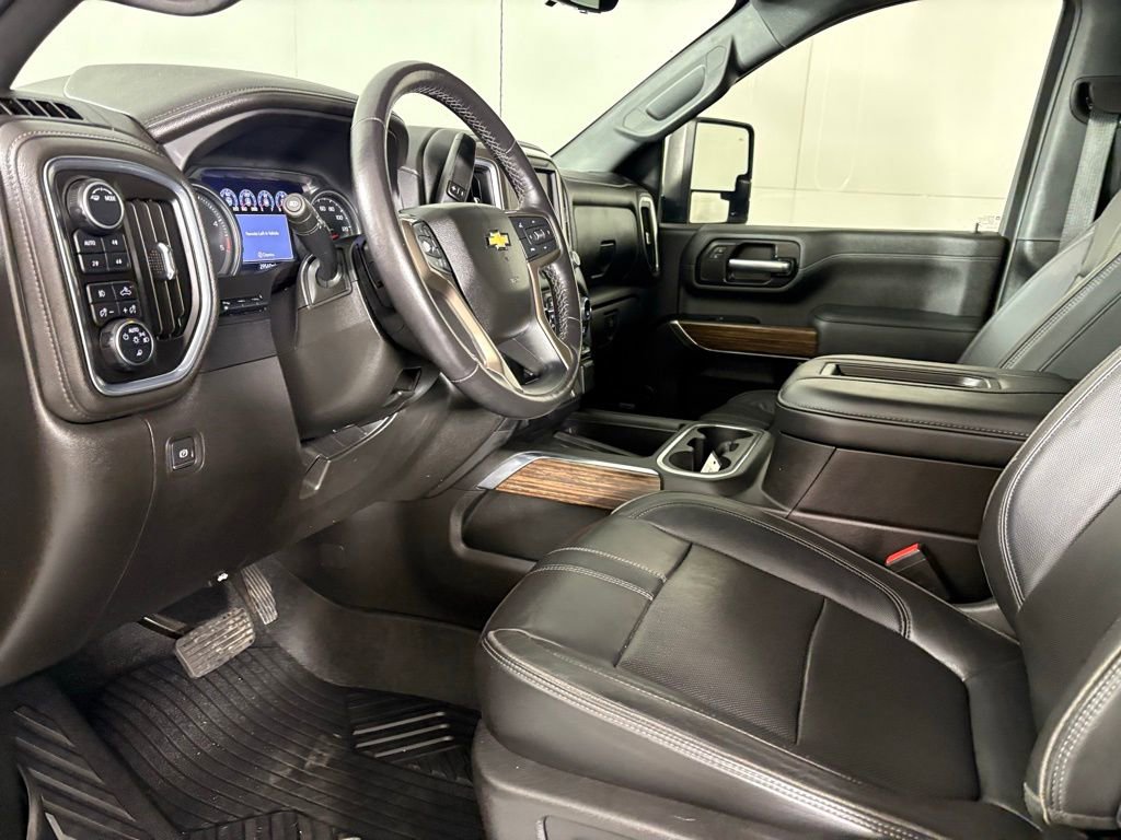 Used 2022 Chevrolet Silverado 2500 High Country w/ Z71 Off-Road Package image 26