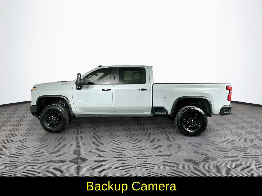 Used 2025 Chevrolet Silverado 2500 ZR2 AWD/4WD image 6