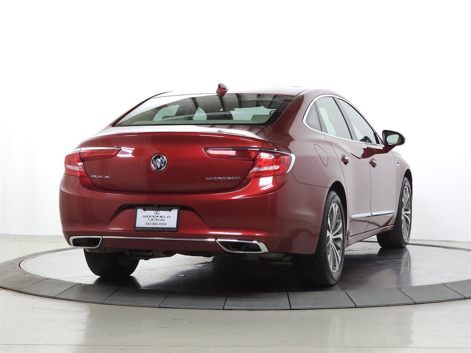 Used 2018 Buick LaCrosse Essence w/ Sun and Shade Package FWD image 8