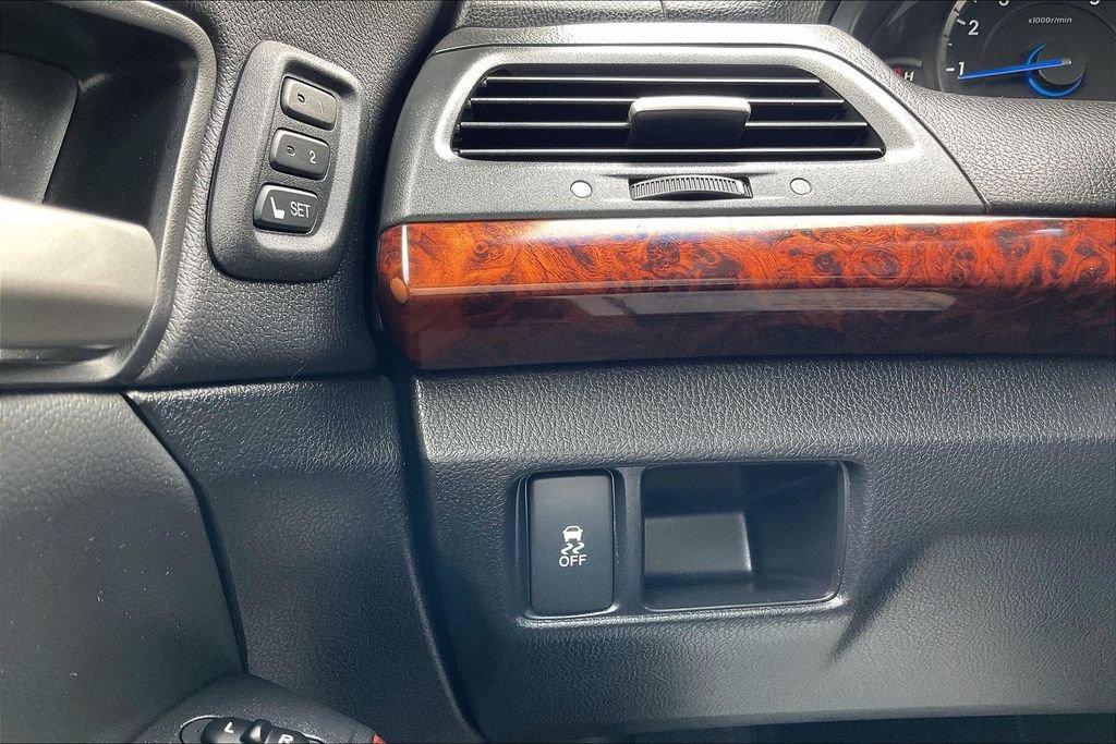 Used 2010 Honda Crosstour EX-L image 35