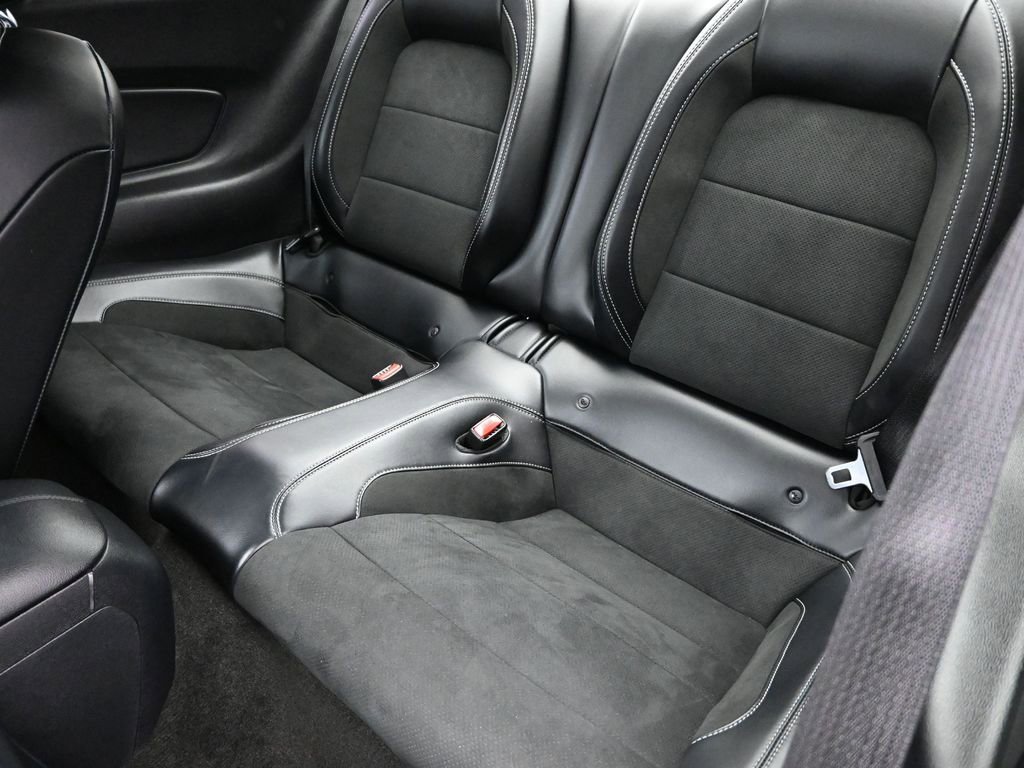 Used 2016 Ford Mustang Shelby GT350 w/ Technology Package image 19