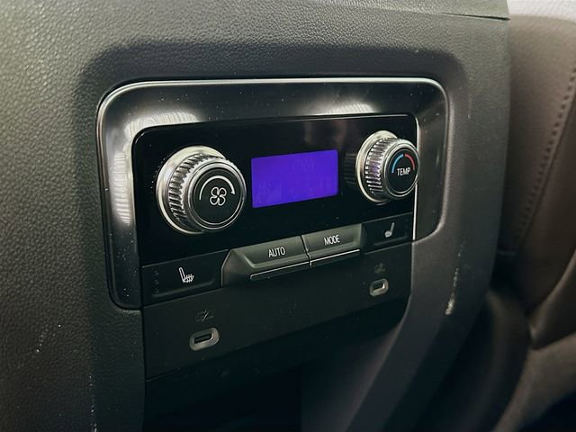 Certified 2022 GMC Yukon Denali w/ Denali Premium Package image 28