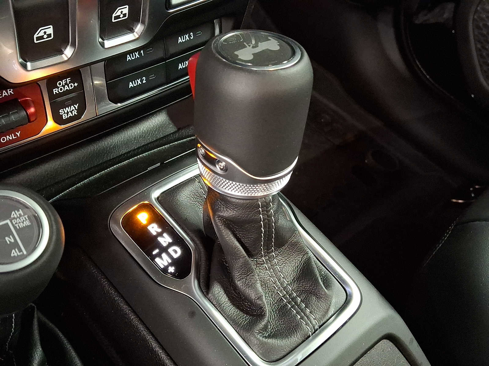 Used 2025 Jeep Wrangler Rubicon w/ Xtreme 35 Tire Package image 13