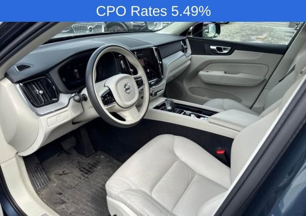 Used 2023 Volvo XC60 B5 Plus w/ Climate Package AWD/4WD image 3