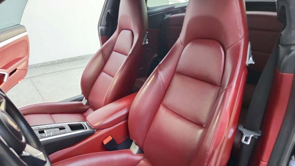 Used 2017 Porsche 911 Targa 4S image 15