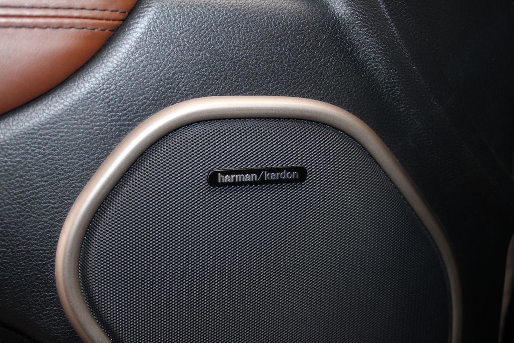 Used 2017 Jeep Grand Cherokee Summit image 21