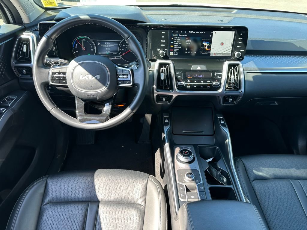 Used 2023 Kia Sorento EX AWD/4WD image 14