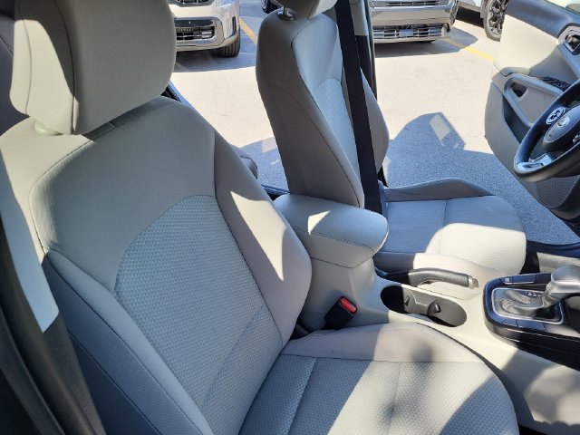 Used 2020 Kia Soul LX FWD image 15