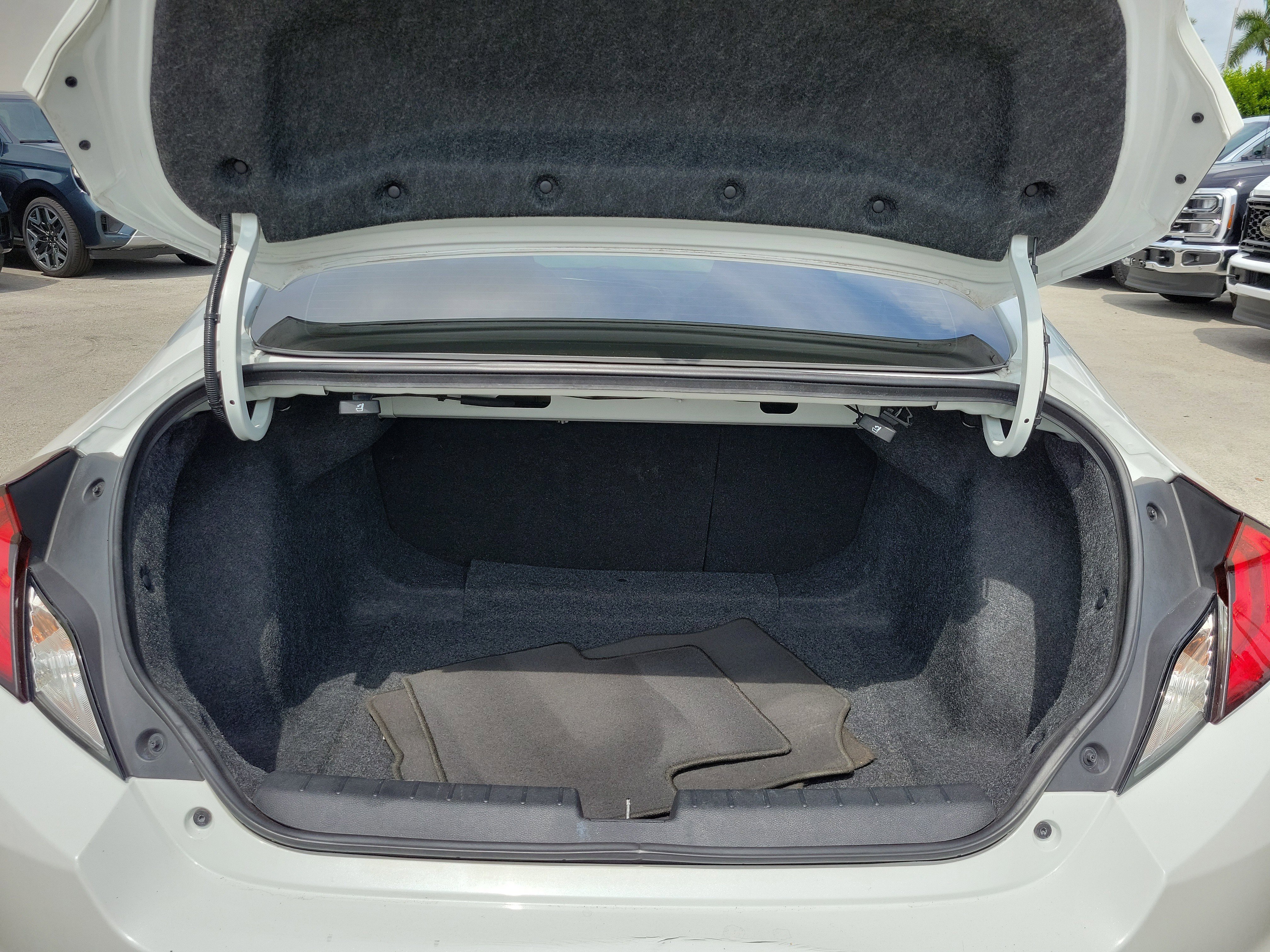 Used 2019 Honda Civic Si image 11
