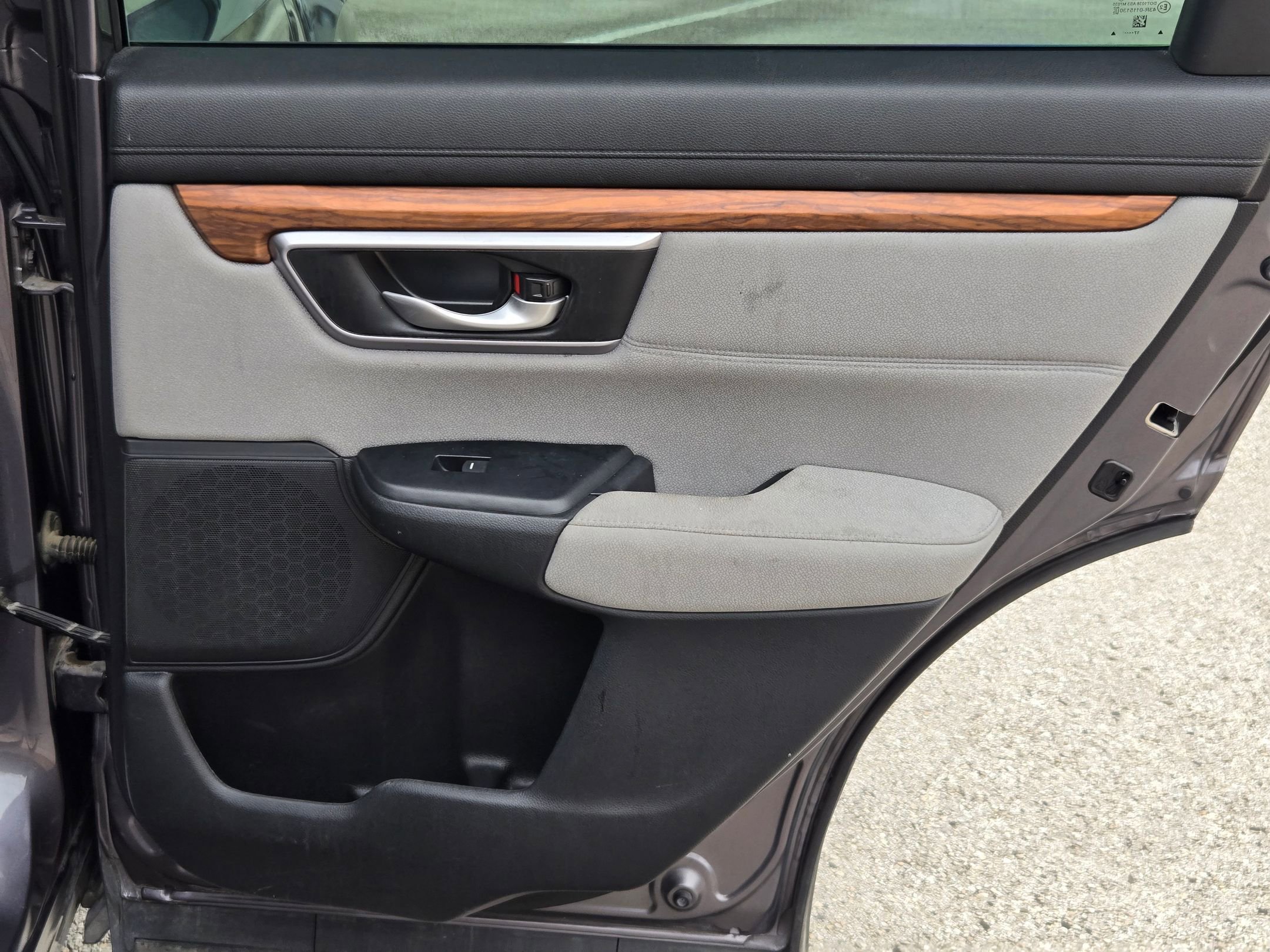 Used 2017 Honda CR-V EX image 25