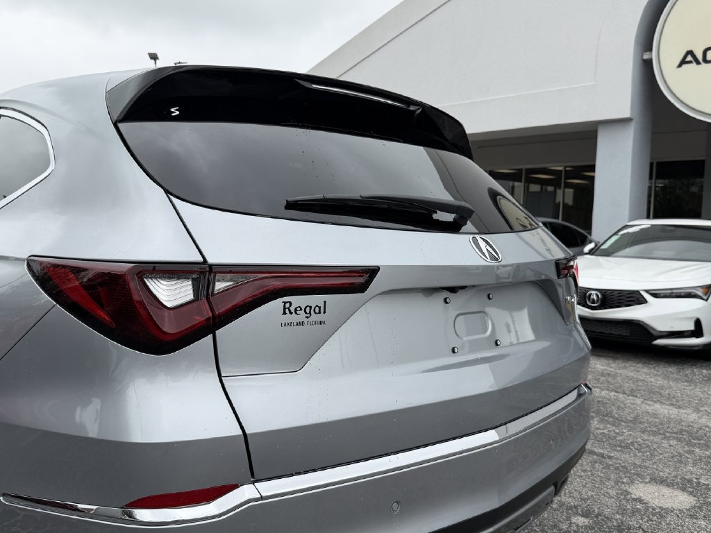 New 2026 Acura MDX w/ Technology Package FWD image 11