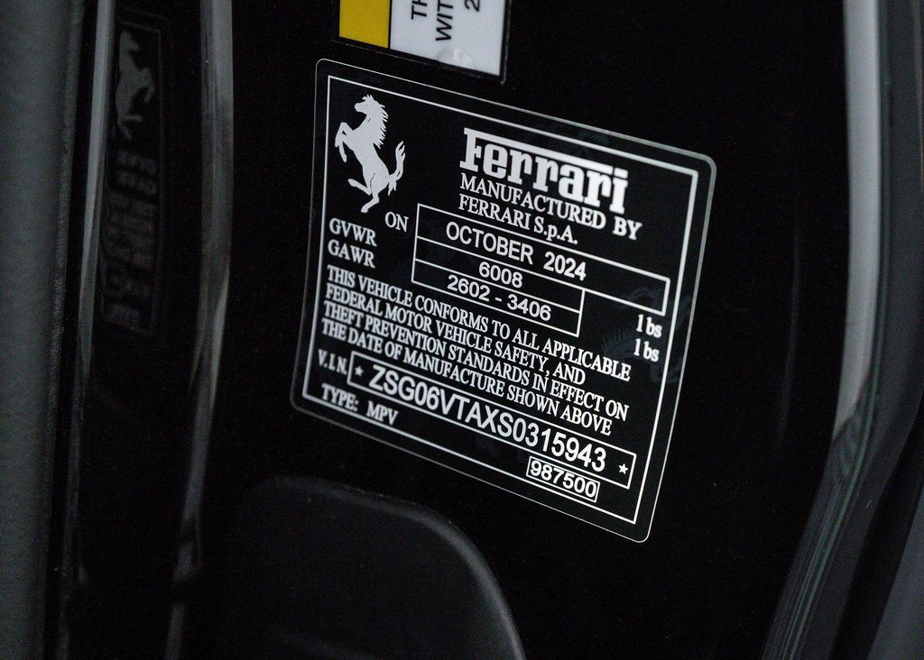 Certified 2025 Ferrari Purosangue image 32