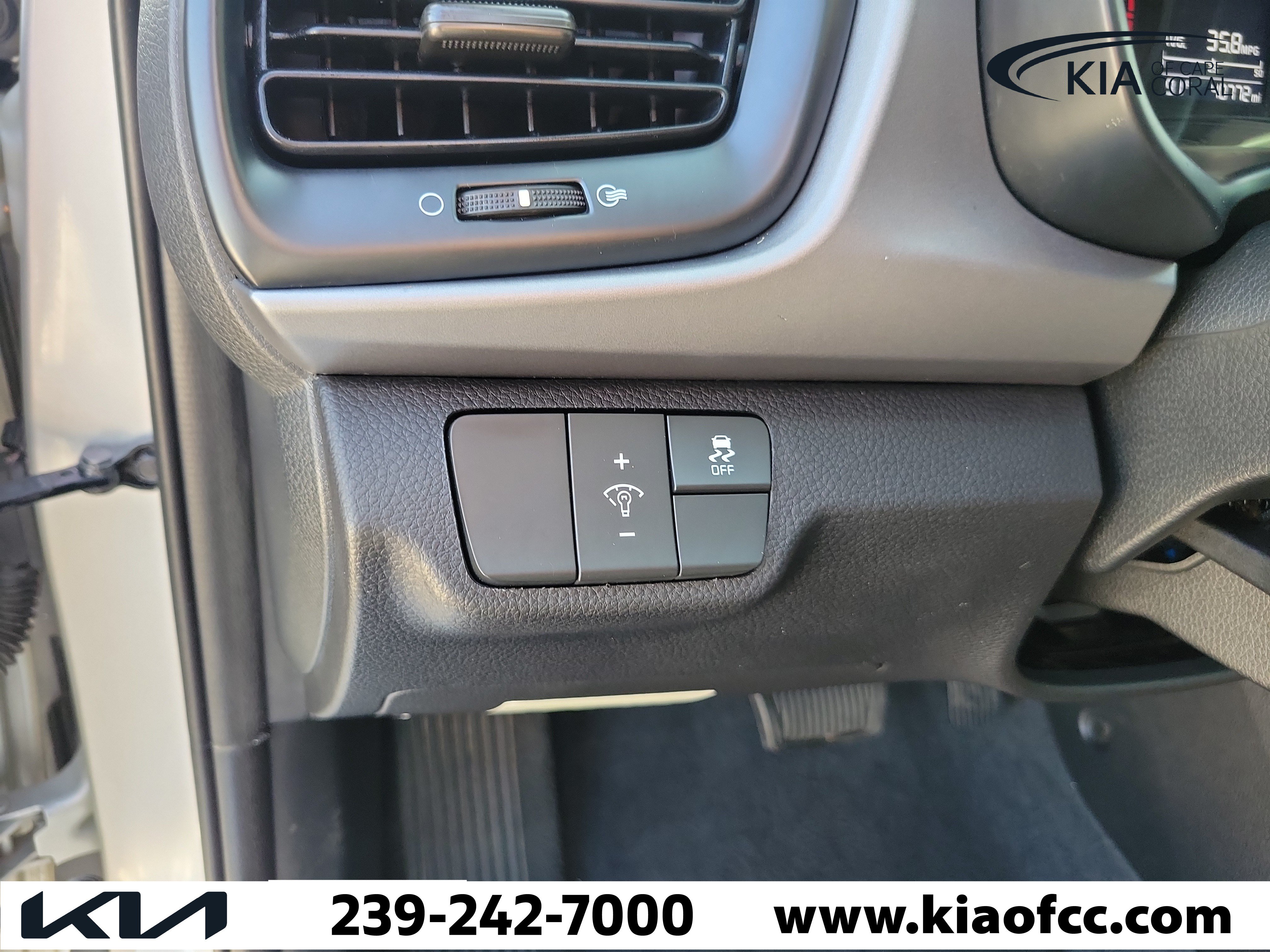 Certified 2023 Kia Rio LX FWD image 22