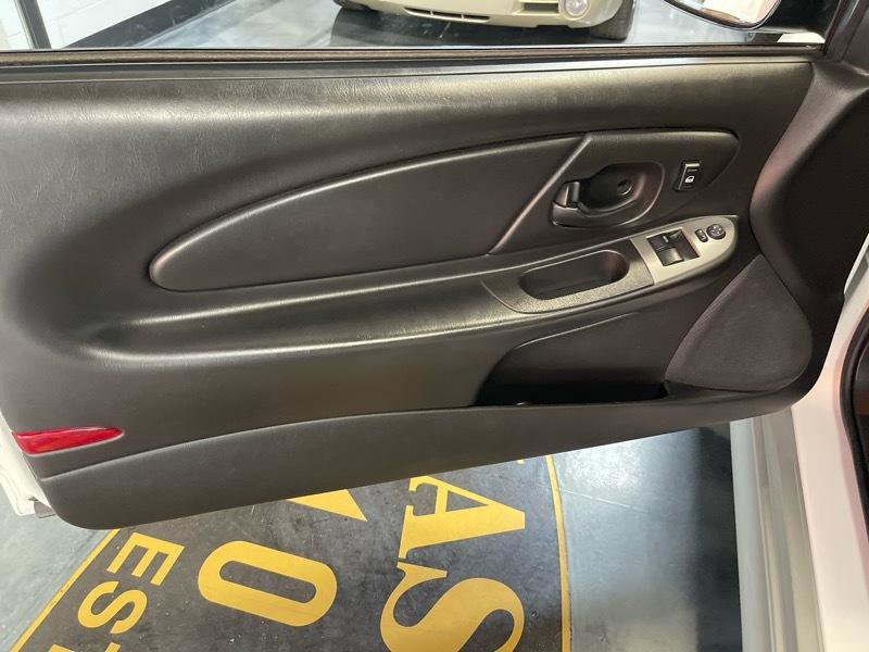 Used 2006 Chevrolet Monte Carlo SS w/ Convenience Package image 27