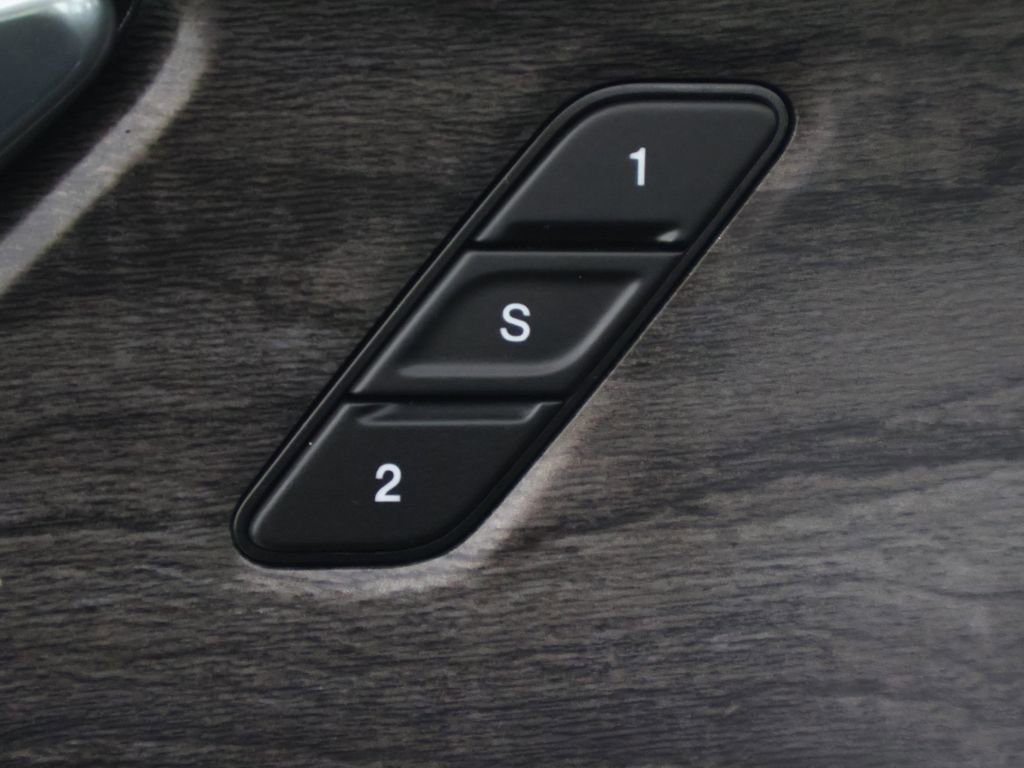 Used 2022 Jeep Grand Cherokee L Limited AWD/4WD image 41