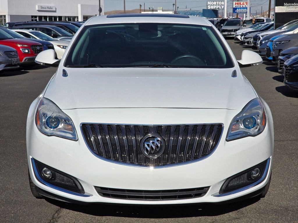 Used 2017 Buick Regal Sport Touring image 8