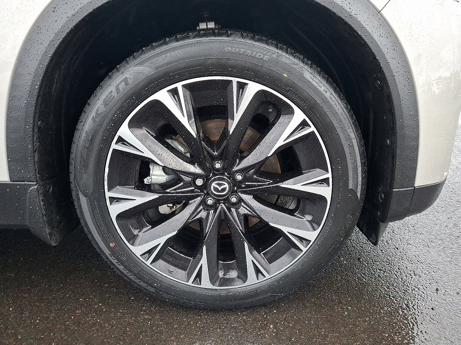 Certified 2024 MAZDA CX-90 Plug-In Hybrid w/ Premium Pkg image 8