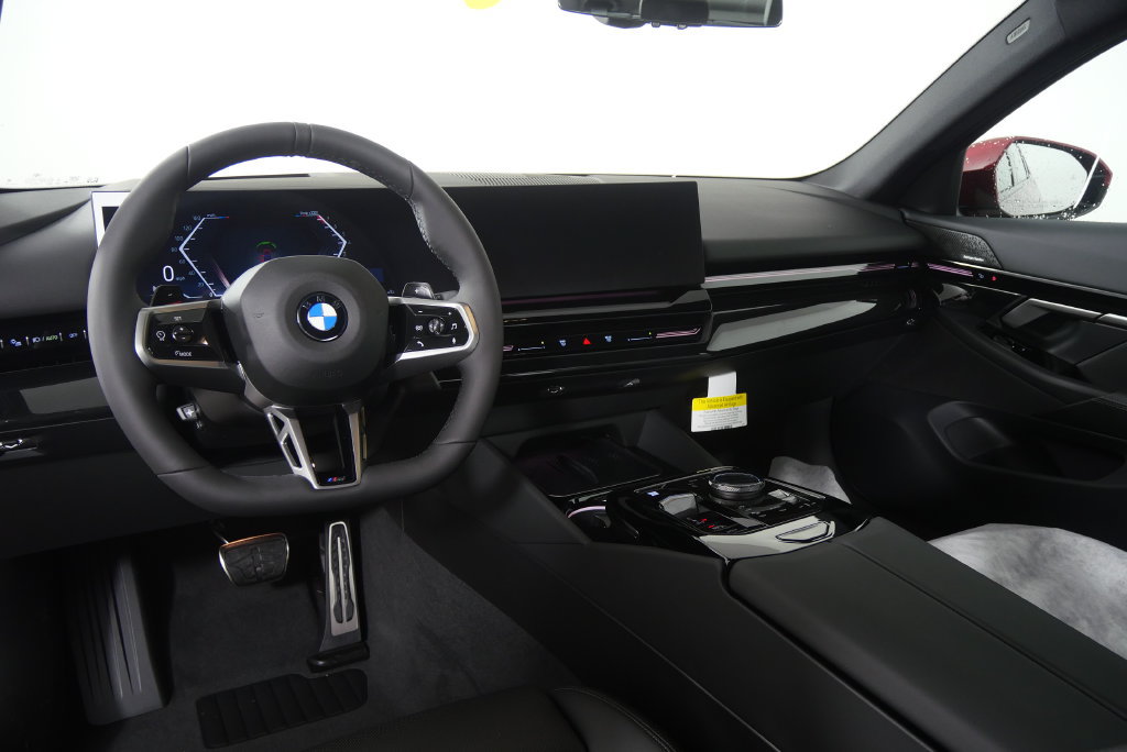 Used 2026 BMW 530i w/ M Sport Package RWD image 18