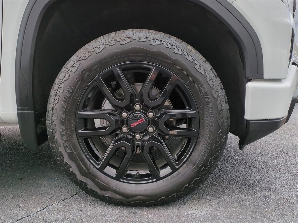 Used 2025 GMC Sierra 1500 Elevation image 11